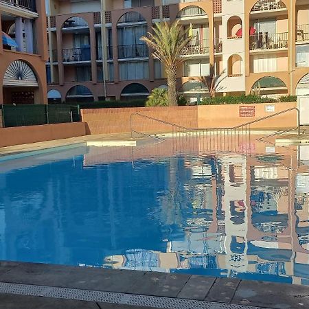 Appartement Situe Au Cap D'Agde Proche Plage Екстериор снимка